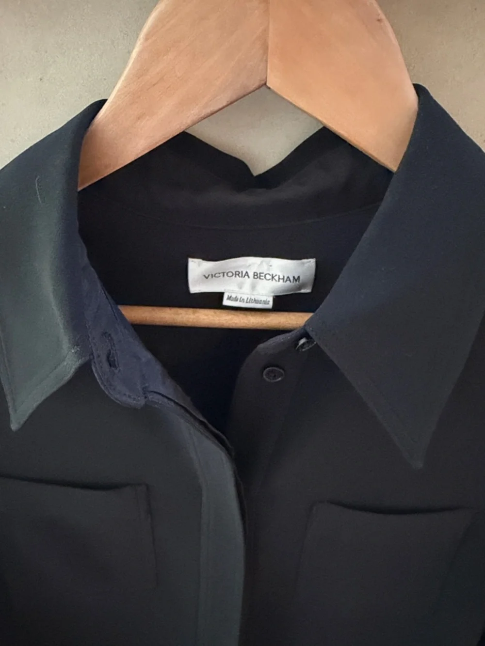 Victoria Beckham black patch pocket crepe shirt size 6 U.S. or 10 U.K. - Picture 2 of 8